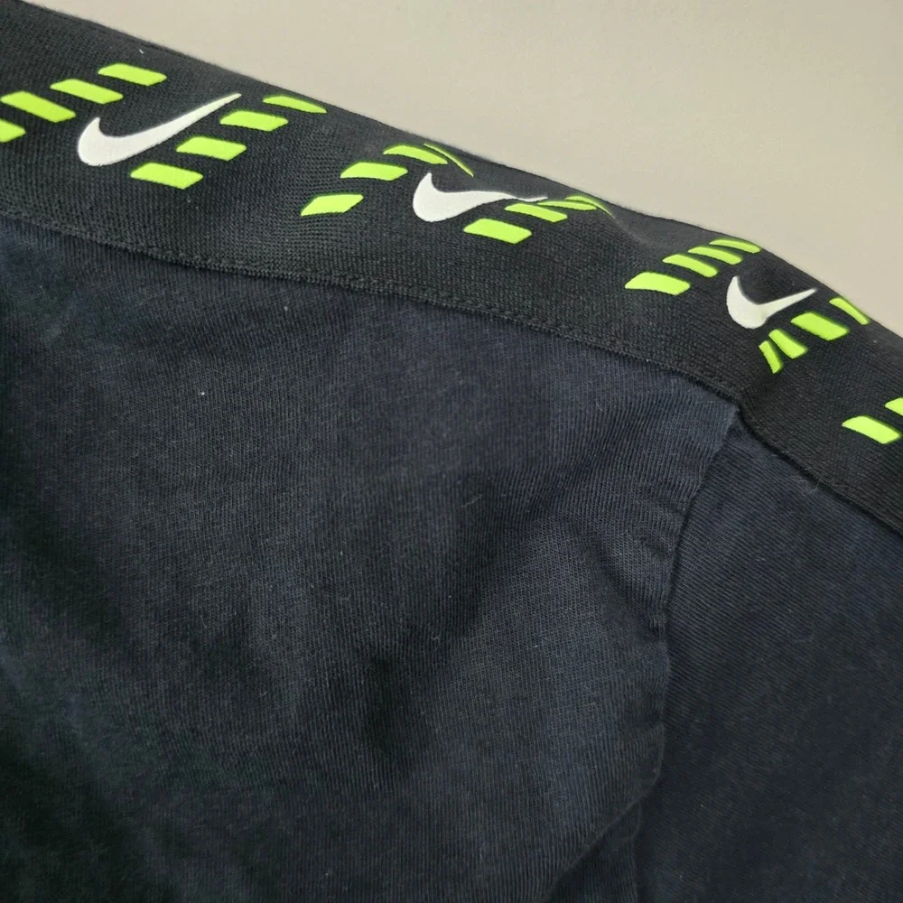 Nike The Nike Tee Swoosh Logo Graphic T-Shirt Black Neon‎ Trim XL